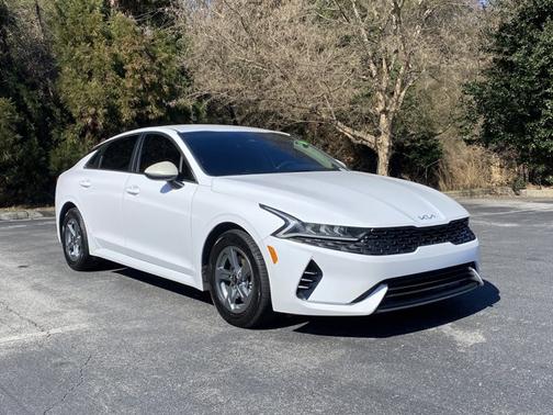 2022 Kia K5 LX