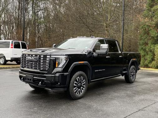 2025 GMC Sierra 2500 Denali