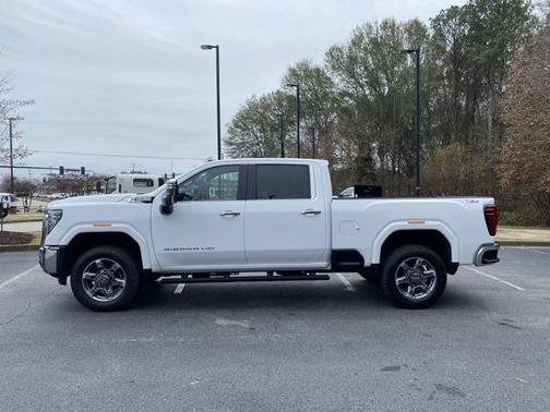 2025 GMC Sierra 2500 SLT