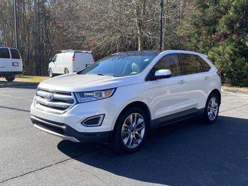 2017 Ford Edge Titanium
