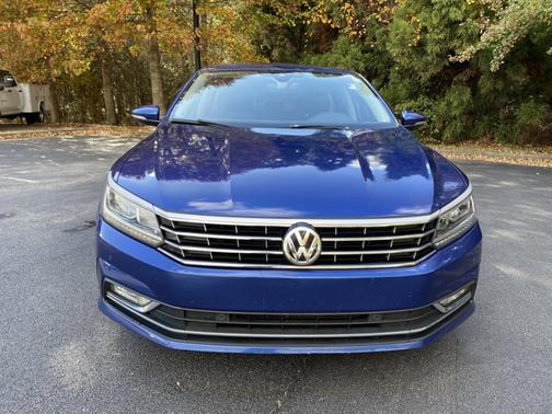 2017 Volkswagen Passat V6 SEL Premium