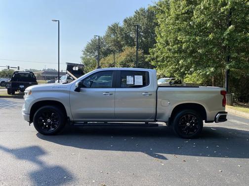 2022 Chevrolet Silverado 1500 RST