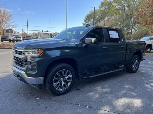 2026 Chevrolet Silverado 1500 1LT