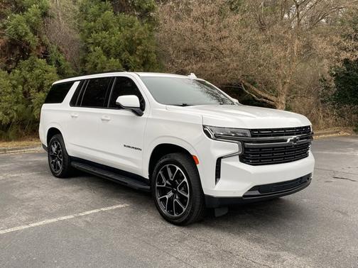 2022 Chevrolet Suburban RST