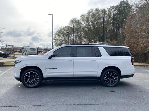 2022 Chevrolet Suburban RST