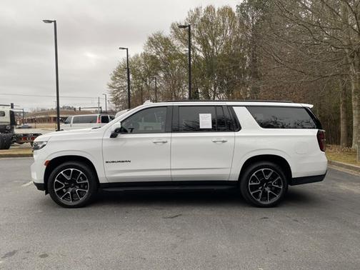 2022 Chevrolet Suburban RST
