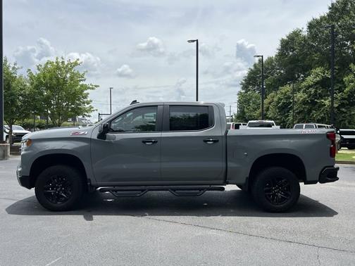 Slate Gray Metallic 2024 Chevrolet Silverado 1500 LT Trail Boss