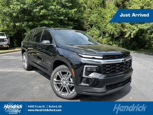 2025 Chevrolet Traverse FWD LT