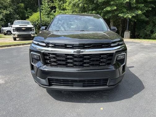 2025 Chevrolet Traverse FWD LT