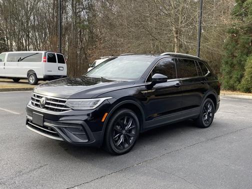 2022 Volkswagen Tiguan SE