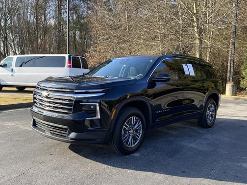 2024 Chevrolet Traverse FWD LT