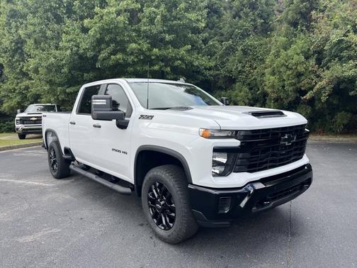 2026 Chevrolet Silverado 2500 Custom