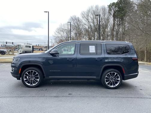 2022 Jeep Wagoneer Series III