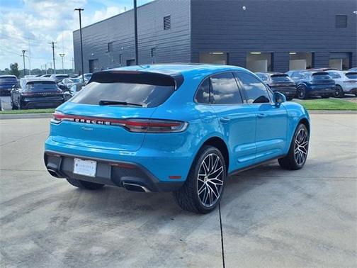 2022 Porsche Macan Base