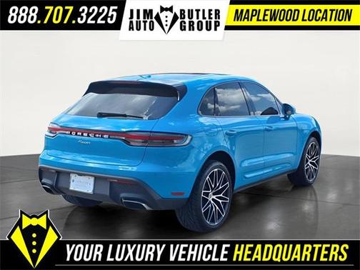 2022 Porsche Macan Base