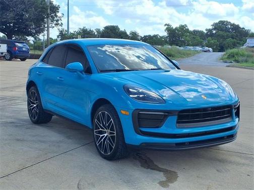 2022 Porsche Macan Base