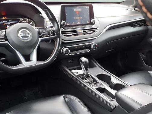 2021 Nissan Altima SR FWD