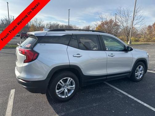 2021 GMC Terrain SLE