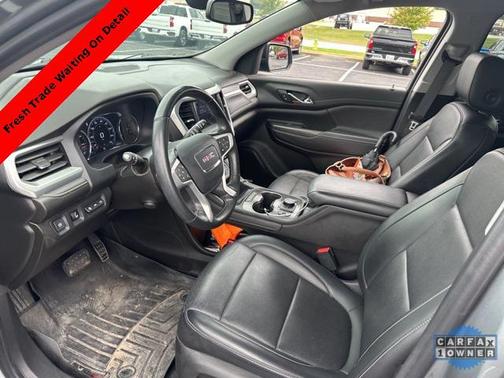 2023 GMC Acadia AWD SLT