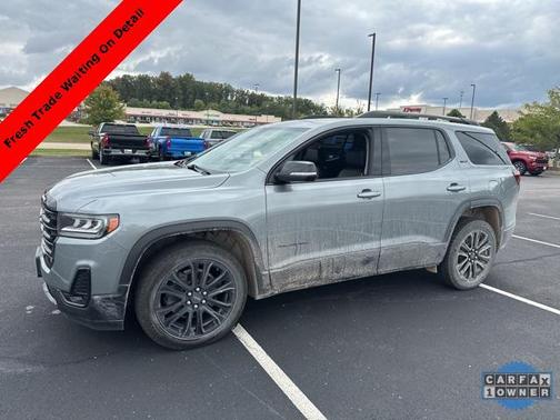 2023 GMC Acadia AWD SLT
