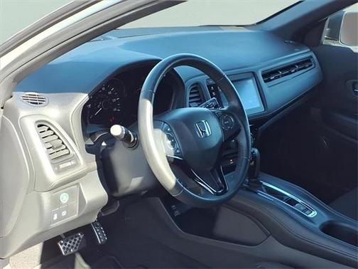 2022 Honda HR-V AWD Sport