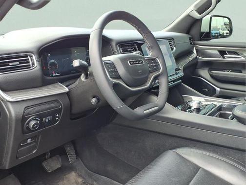 2022 Jeep Wagoneer Series II 4x4