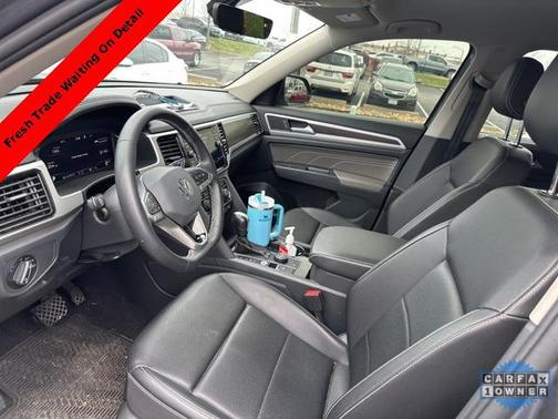 2023 Volkswagen Atlas 3.6L SE w/Technology