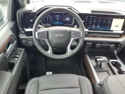 Summit White 2026 Chevrolet Silverado 1500 RST