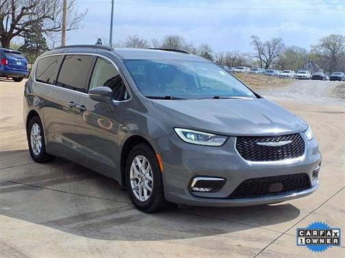 2022 Chrysler Pacifica Touring L