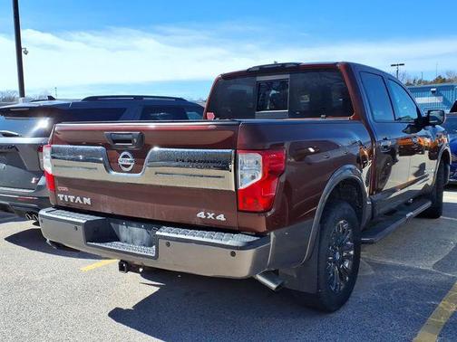 2017 Nissan Titan Platinum Reserve