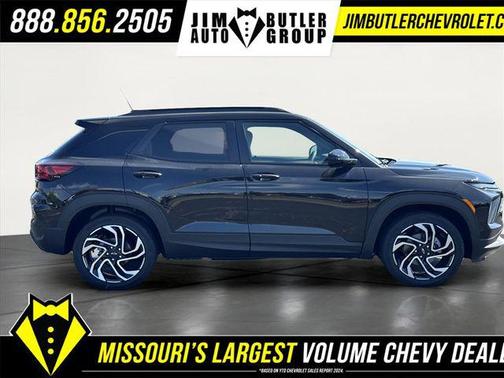 Mosaic Black Metallic 2026 Chevrolet Trailblazer RS