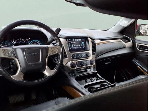 Crimson Red Tintcoat 2020 GMC Yukon XL Denali