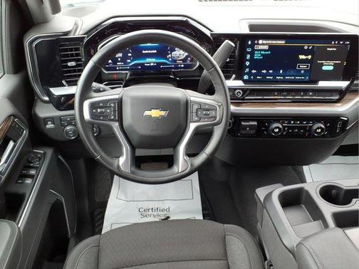 Summit White 2025 Chevrolet Silverado 2500 LT