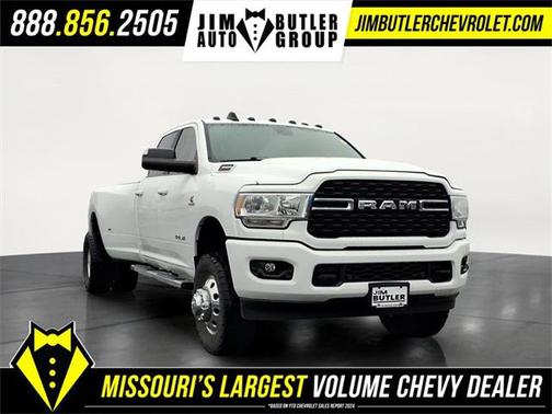 2022 RAM 3500 Big Horn Crew Cab 4x4 8' Box