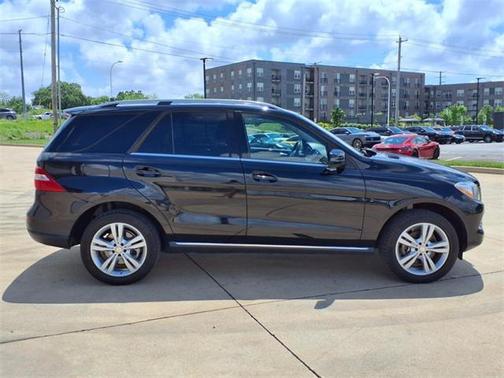 2015 Mercedes-Benz M-Class 4MATIC