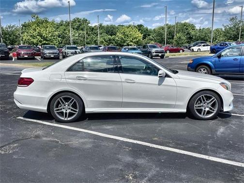 2016 Mercedes-Benz E-Class 4MATIC