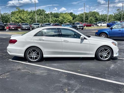 2016 Mercedes-Benz E-Class 4MATIC
