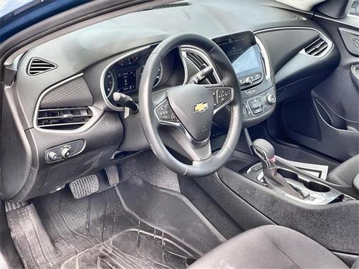 2024 Chevrolet Malibu FWD RS