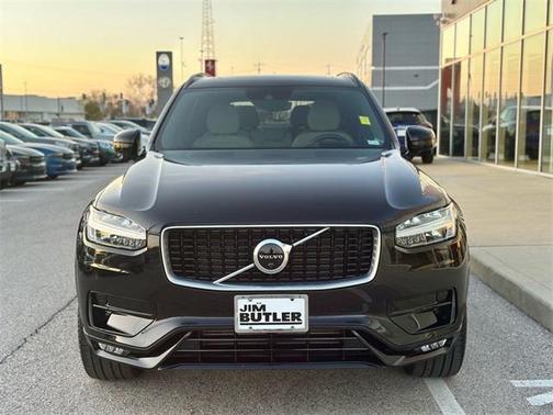 2020 Volvo XC90 T6 R-Design
