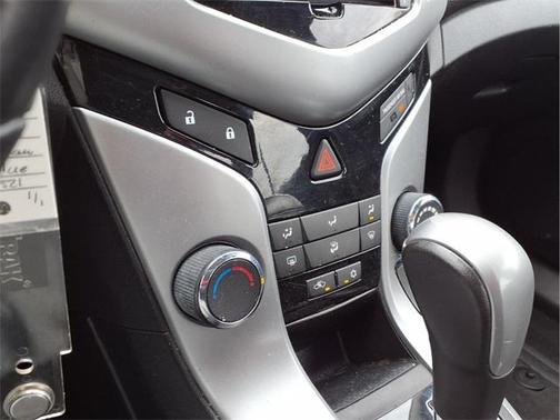 2013 Chevrolet Cruze 1LT