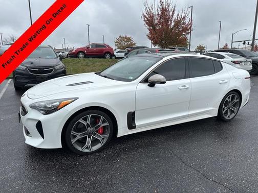 2019 Kia Stinger GT2