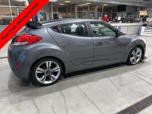 2013 Hyundai Veloster Base
