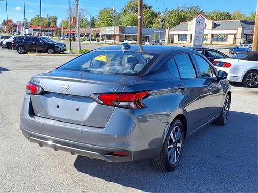 2024 Nissan Versa 1.6 SV