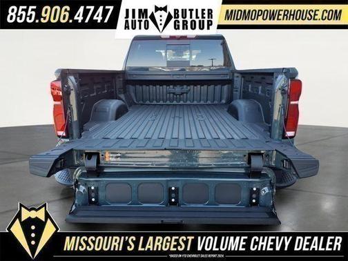 Cypress Gray 2026 Chevrolet Silverado 2500 LT