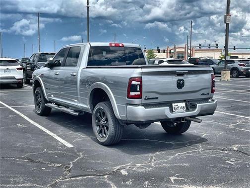 2022 RAM 2500 Laramie Crew Cab 4x4 6'4' Box