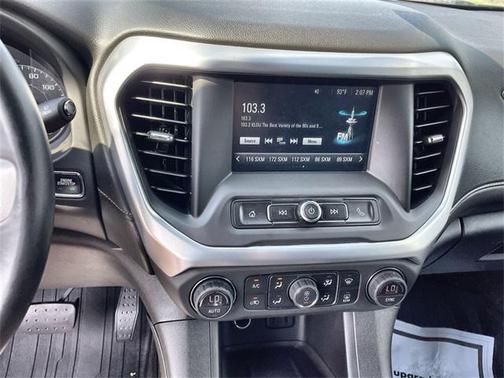 2017 GMC Acadia SLE-1
