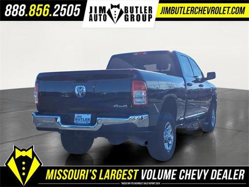 2022 RAM 2500 Tradesman Crew Cab 4x4 6'4' Box