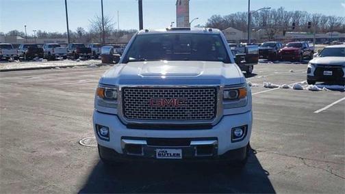 2016 GMC Sierra 2500 Denali