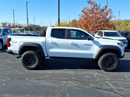 2024 Chevrolet Colorado ZR2