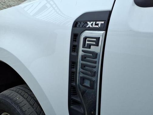2024 Ford F-250 XLT